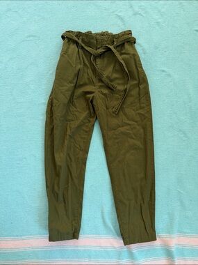 XIRENA Olive Green Paperbag Waist Pants S